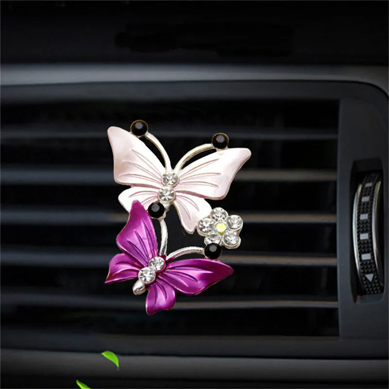 Clip Parfumé pour Sortie d’Air de Voiture – Bijou Aromathérapie Papillon