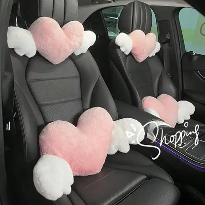 Coussin en forme de cœur pour siège