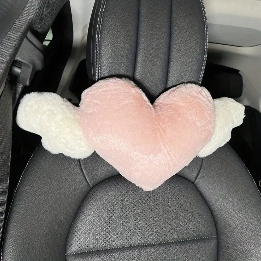 Coussin en forme de cœur pour siège
