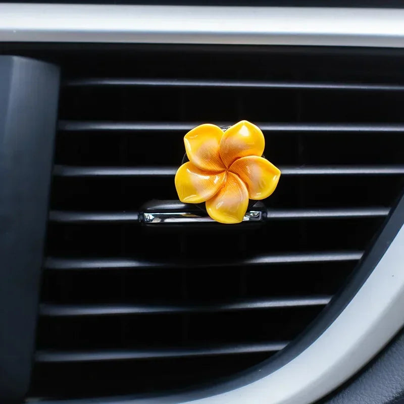 Accessoires de décoration en fleurs de pêche.