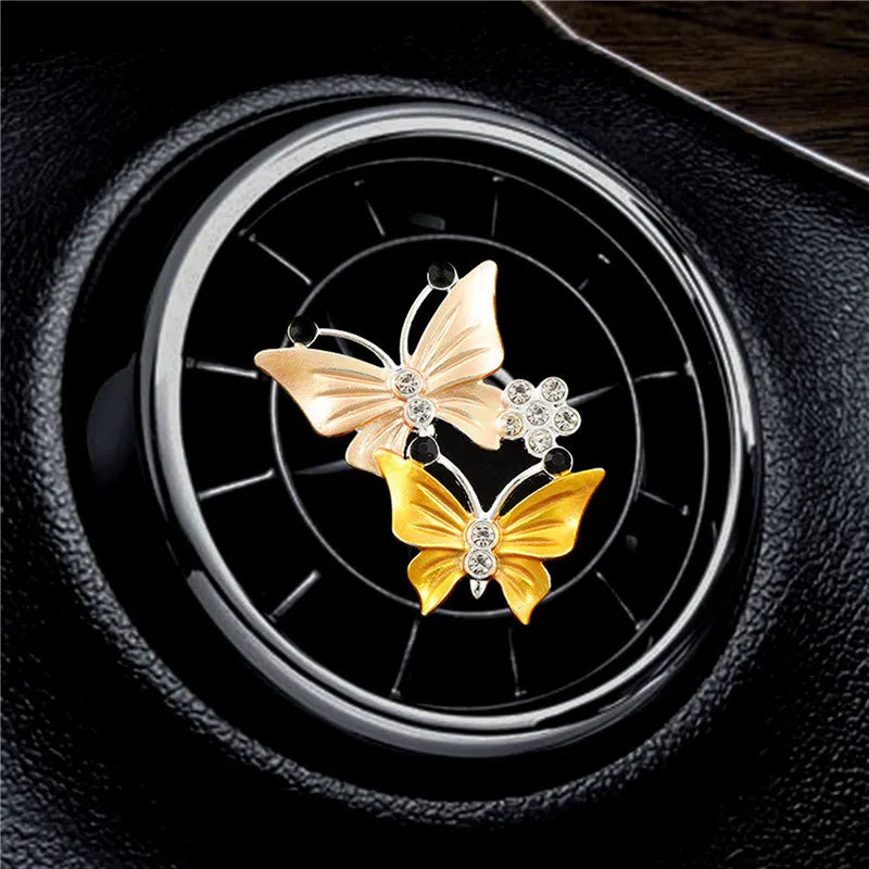 Clip Parfumé pour Sortie d’Air de Voiture – Bijou Aromathérapie Papillon